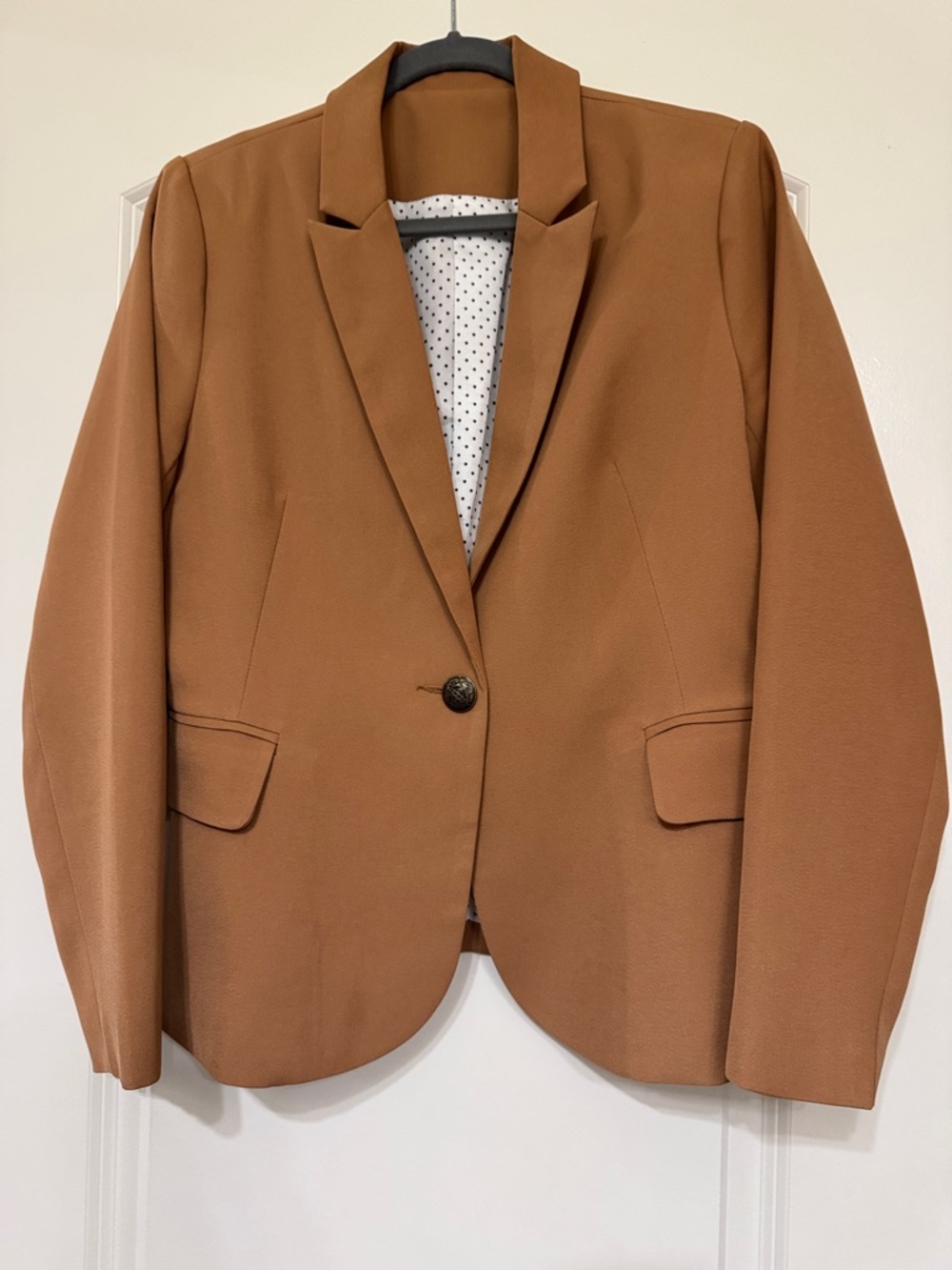 Amazon Women's Tan Single-Button Blazer